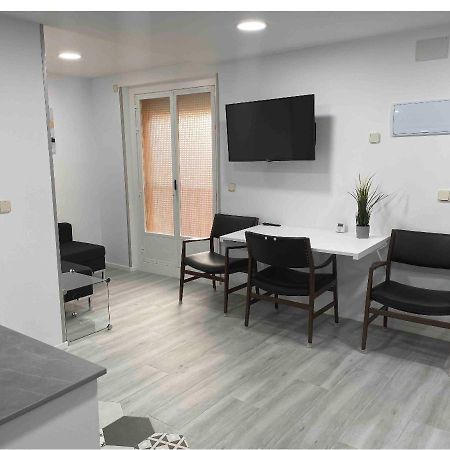 Madrid Villa Suites Bianco Zewnętrze zdjęcie