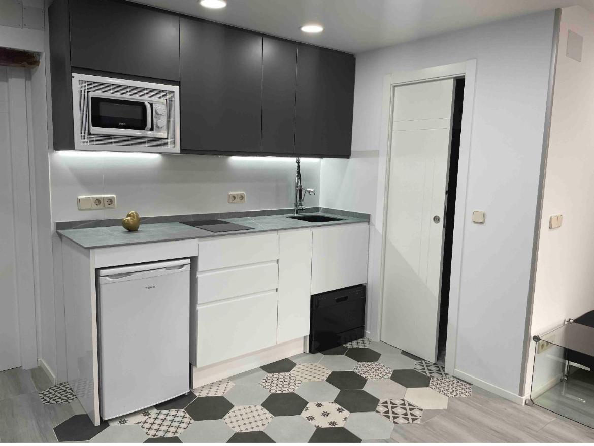 Madrid Villa Suites Bianco Zewnętrze zdjęcie