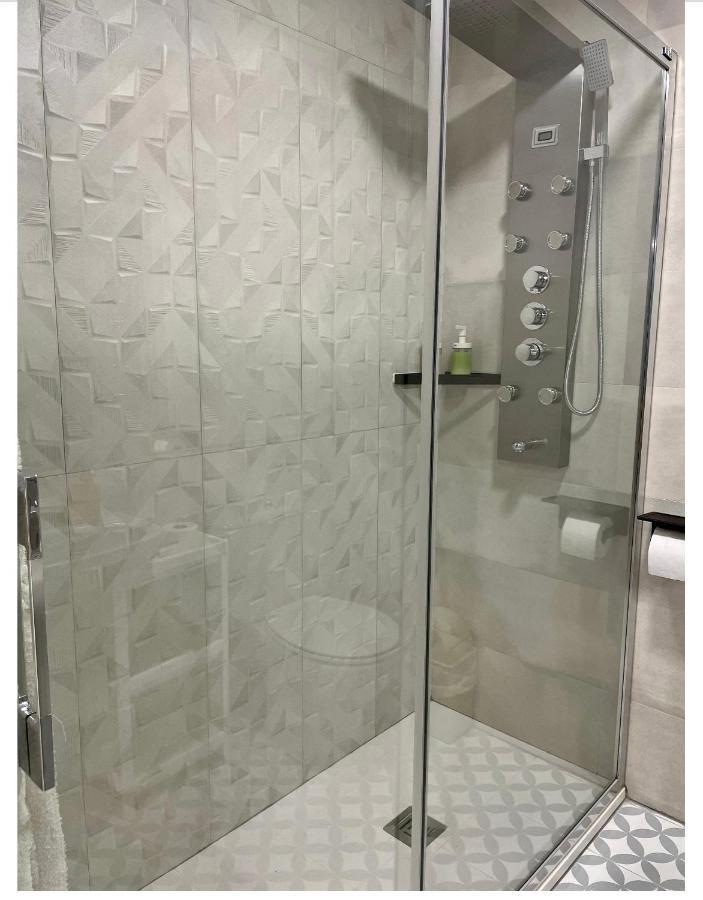 Madrid Villa Suites Bianco Zewnętrze zdjęcie