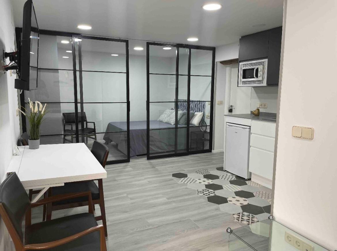 Madrid Villa Suites Bianco Zewnętrze zdjęcie