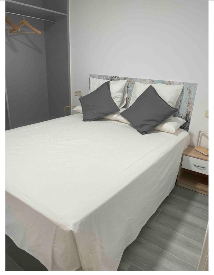 Madrid Villa Suites Bianco Zewnętrze zdjęcie