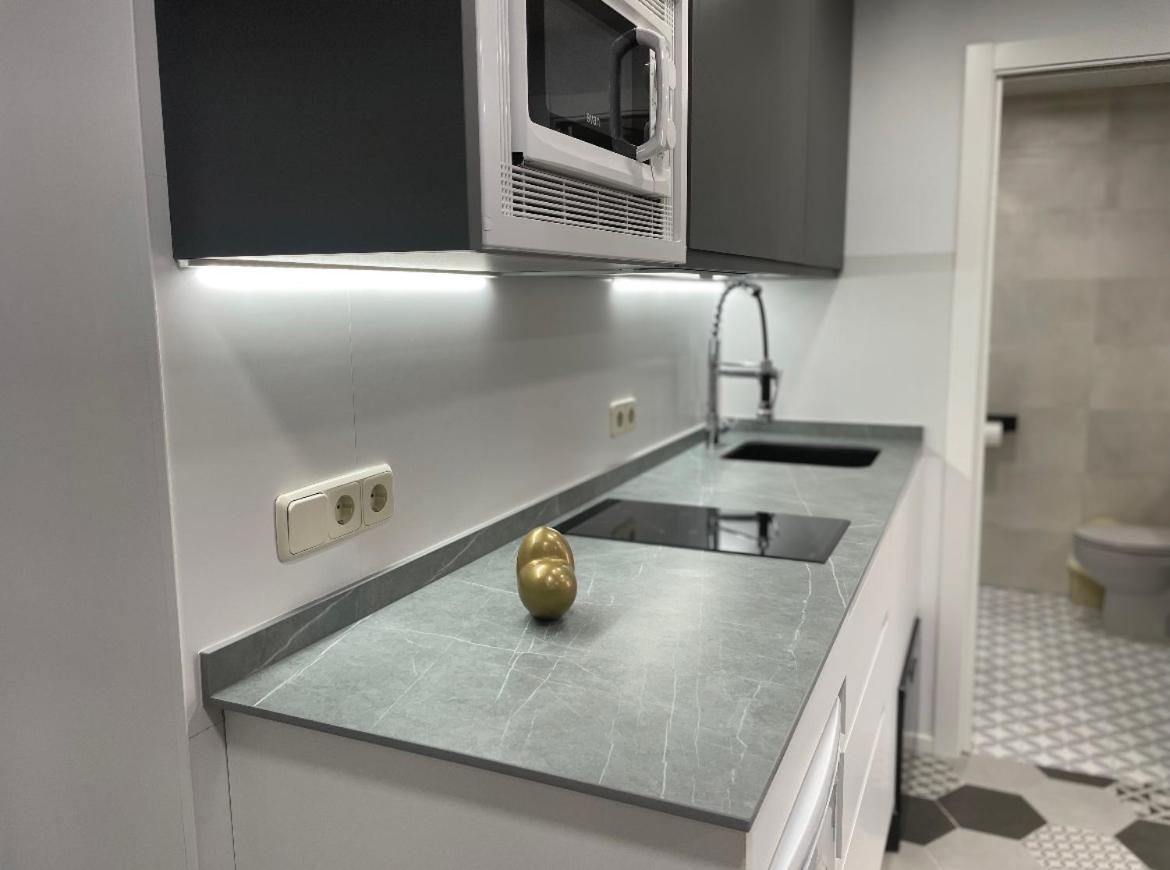 Madrid Villa Suites Bianco Zewnętrze zdjęcie